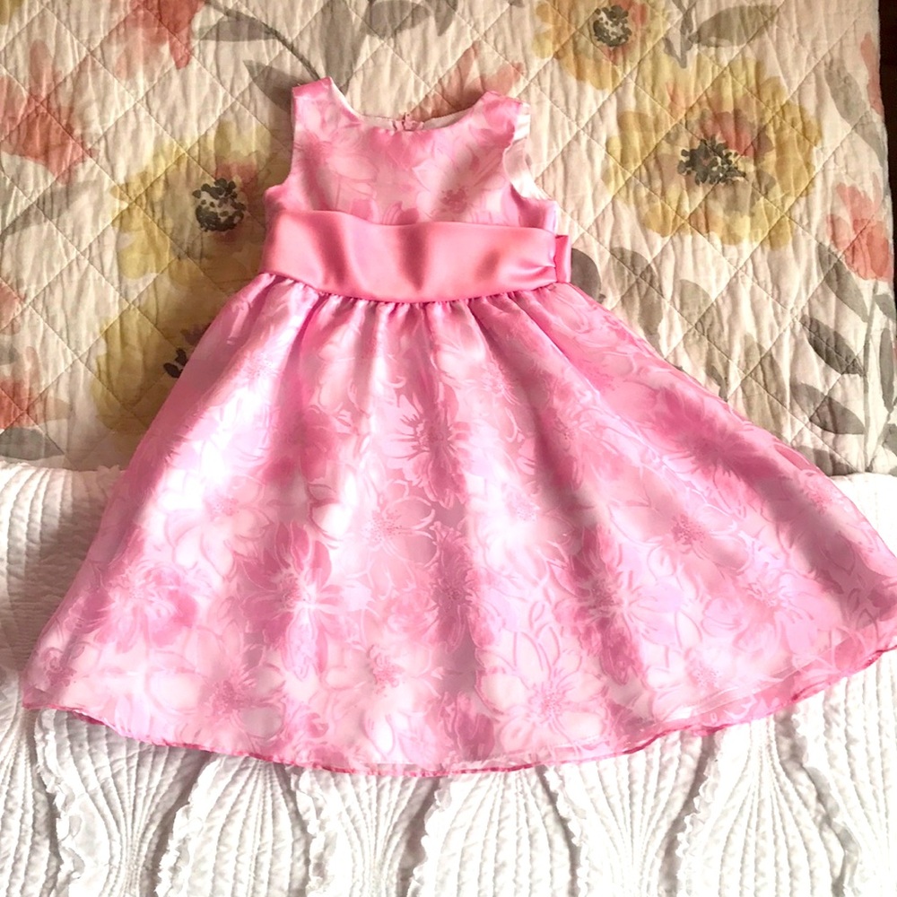 Toddler pink floral dress.